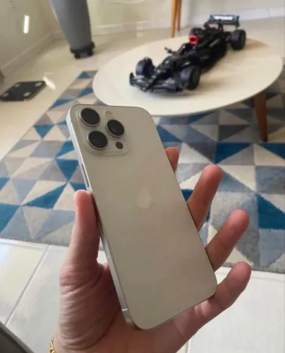 iPhone 15 Pro Max - 256 GB