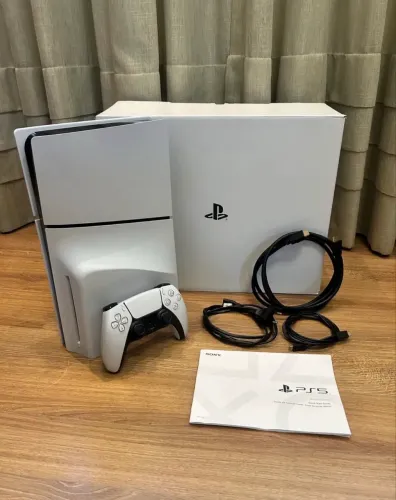 Ps5 slim mídia física c\ 1 jogo + caixa e NF