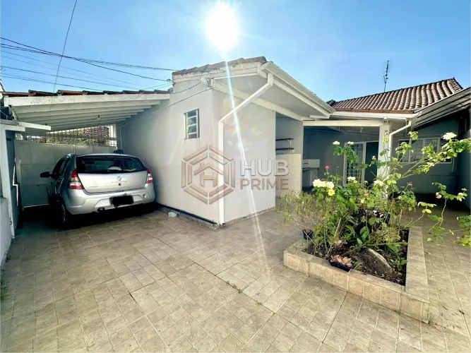 Casa super espaçosa no CENTRO de Pindamonhangaba