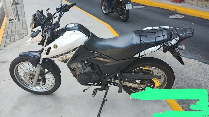 Crosser 2021