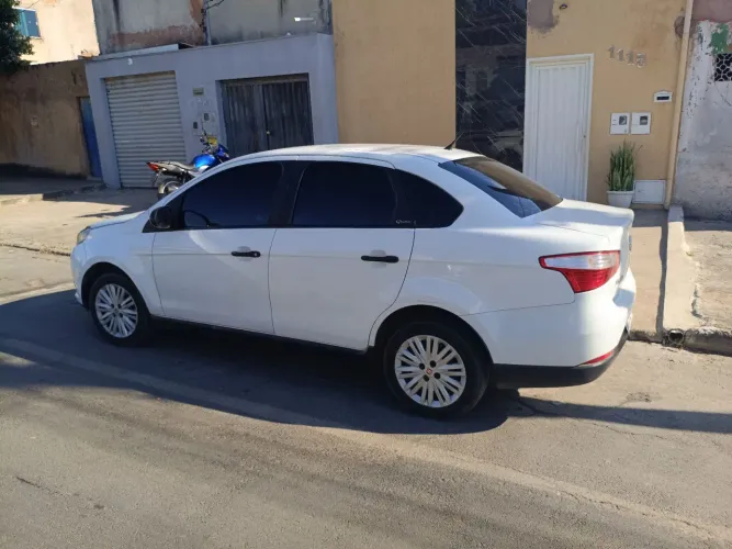 Fiat Grand Siena Attrac. 1.4 EVO F.flex 8V 2019