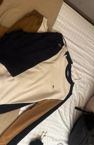 Calça e moletom Lacoste