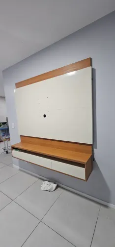 Painel de TV com Rack integrado