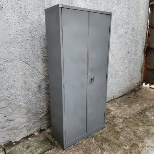 Armario De Ferro 2 Portas Usado Sem Chave