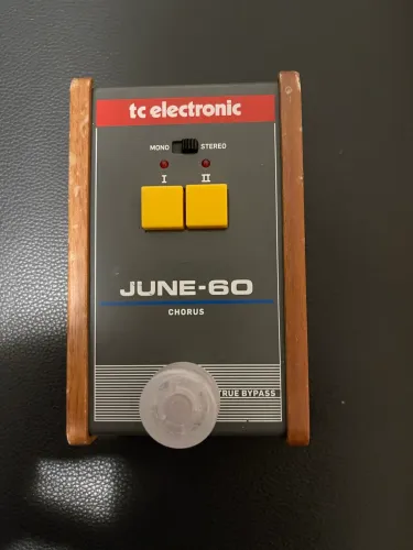 Pedal June 60 Chorus TC Eletronics