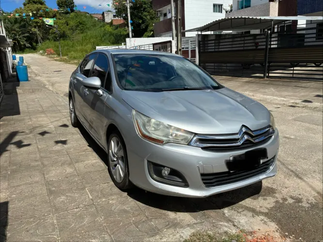 Citroen C4 Lounge Tendance 2.0 Flex 4P Aut. 2014