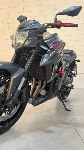 SUZUKI GSX-S 750 