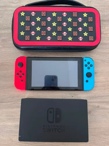Nitendo switch V1+ dock+ case