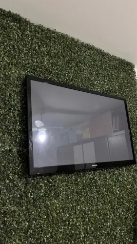 Vendo tv plasma 43 polegadas