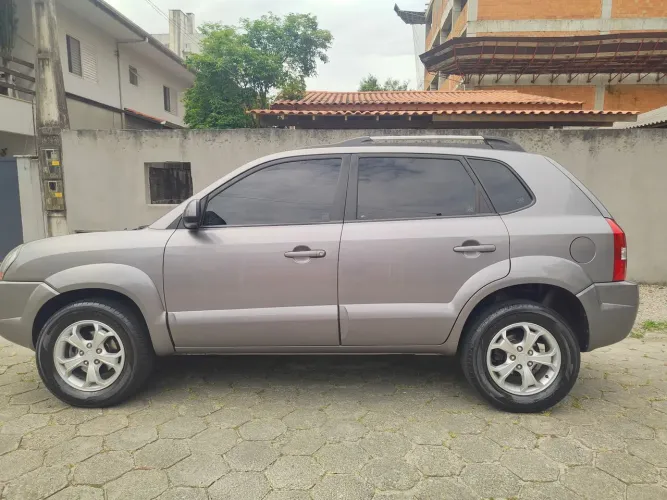 Hyundai Tucson 2.0 16V Aut. 2012