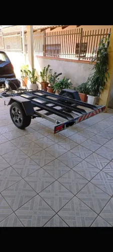 Carretinha pra 3 motos