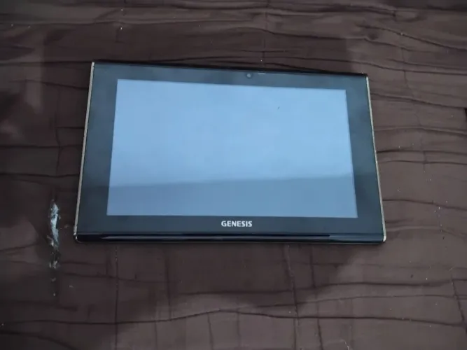 Tablet Gênesis com defeito