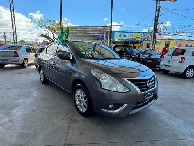 Nissan Versa SV 1.6 16V Flex Fuel 4P Mec. 2016