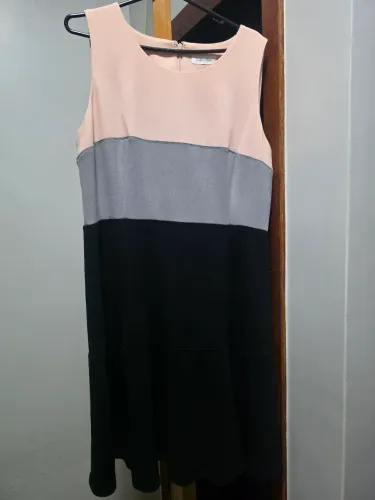 Vestido midi Calvin Klein G