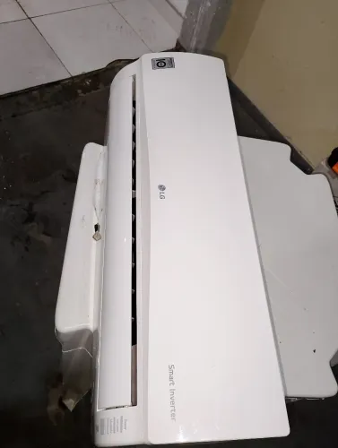 Vendo ar condicionado com instalação split 12.000 btus 