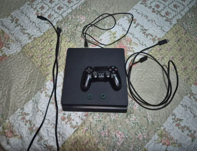 Playstation 4 Slim 1tb + 1 Controle Original Com Jogos