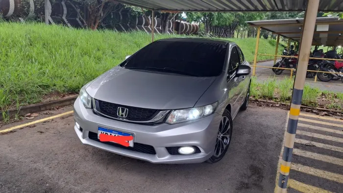Honda Civic Sedan LXR 2.0 Flexone 16V Aut. 4P 2014
