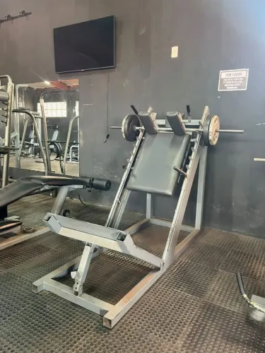 Rack de academia recen reformado 