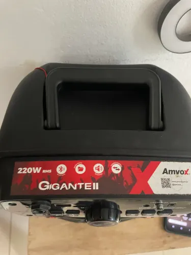 ? Caixa de Som Amvox Gigante II X - 220W RMS Bluetooth