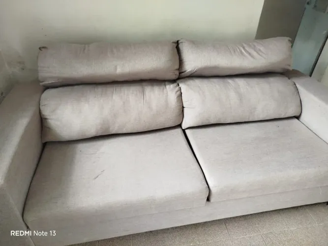 Sofa reclinável um pouco sujo de cola 600 reais ZAP *-2542 Aline