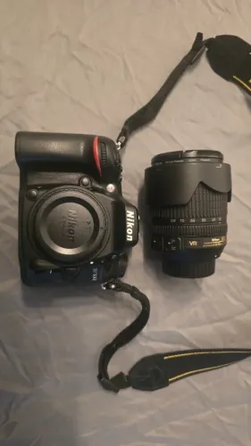 Nikon D7100 completa + 18-105 VR + vários acessórios
