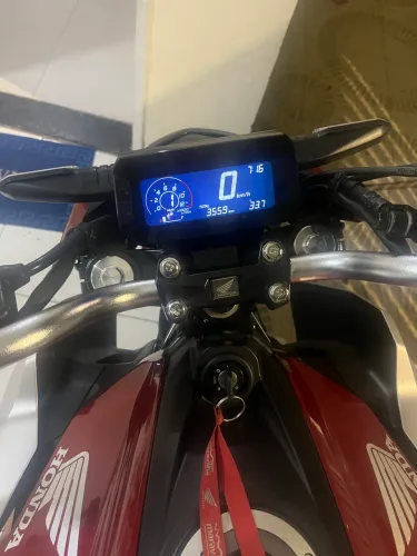 Cb twister 300f