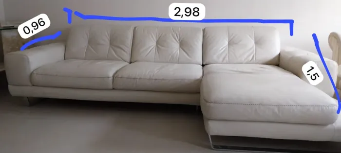 Sofá em couro com chaise