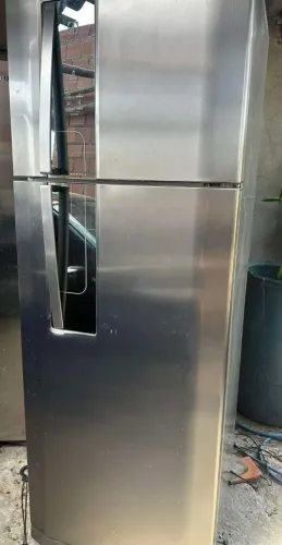 Vendo geladeira inox 500 litros