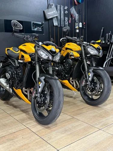 Triumph Street Triple 765 RS 2026