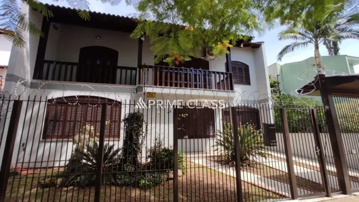 Sobrado 5 quartos com 1 suíte, espaço gourmet, pátio amplo, 4 vagas, Bairro Marechal Rondo