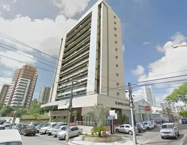 Salas comerciais 100m² no Dionísio Torres com 3 ambientes