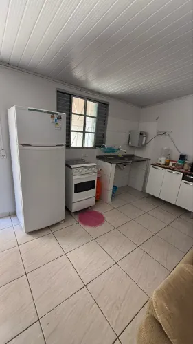 Alugo kitnet mobiliada