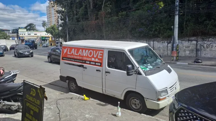 Renault Trafic Furgão Chassi Longo 2.2 1998