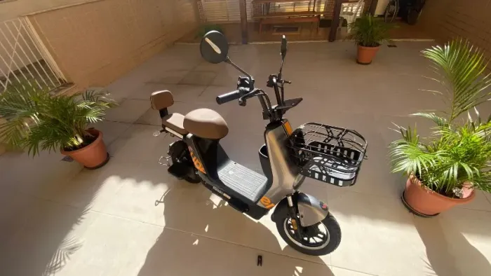 Oportunidade!!! Moto elétrica muito nova no precinho