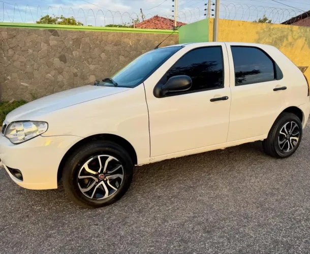 Fiat Palio 1.0/ Trofeo 1.0 Fire/ Fire Flex 4P 2015