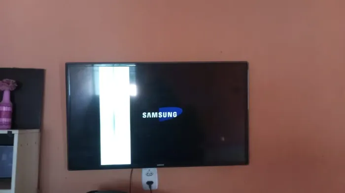 Tv com defeito 