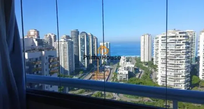 Apartamento com 3 dormitórios para alugar, 76 m² por R$ 7.976,00/mês - Barra da Tijuca - R