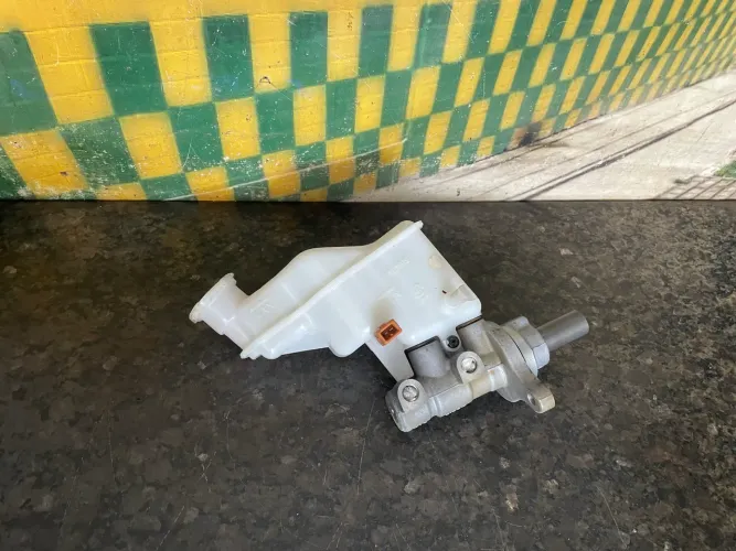 Bomba de freio cilindro mestre Hyundai Creta 2.0 2016 a 2022 