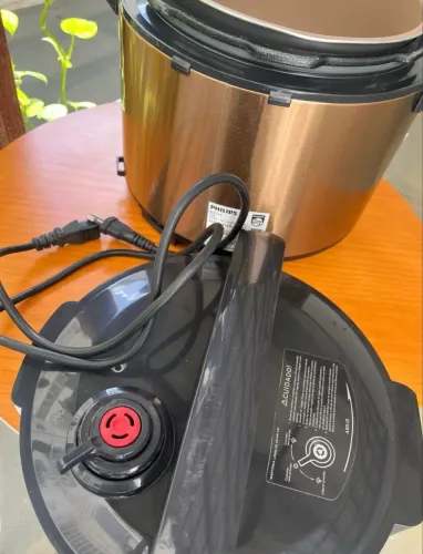 Panela elétrica Philips Walita em ótimo estado