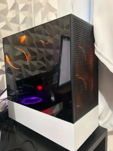 PC Gamer AMD