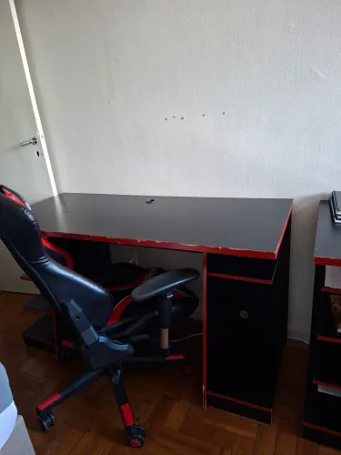 Mesa quarto madeira