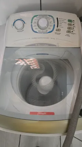 Máquina de Lavar Electrolux 10kg Turbo Capacidade - Funcionando!