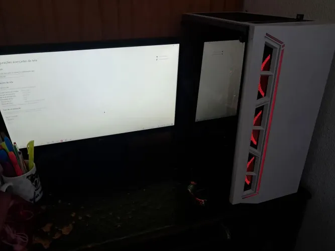 PC GAMER E MONITOR 24'