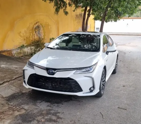 Toyota Corolla Altis Prem. Hybrid 1.8 Flex AUT 2020