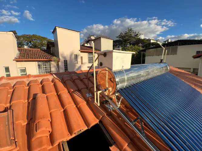 Aquecedor solar acoplado 370L
