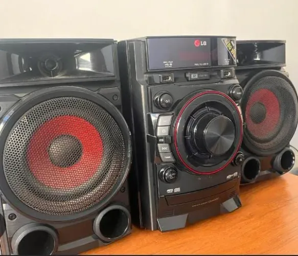 Vendo som LG em Anápolis