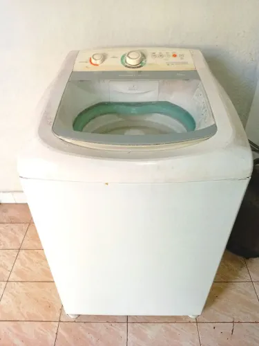 Máquina de lavar consu facilit 10 gk conservada cem nenhum ferruge
