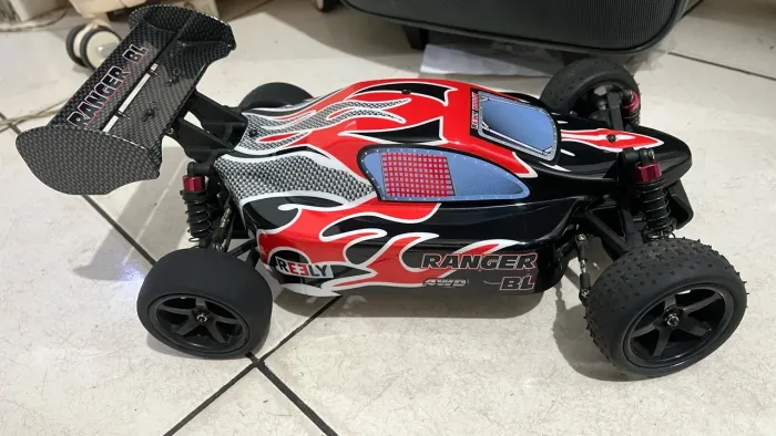 Automodelo elétrico 1/10 buggy
