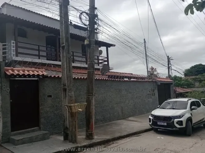 Casa Linear em Rio do Ouro-Com quintal aqui na Arsenal Imóveis vende- Só 400.000,00