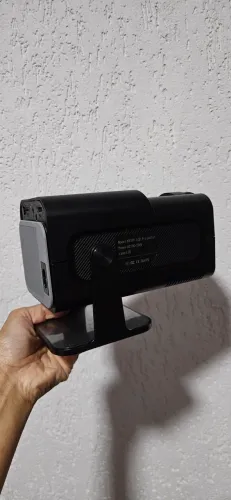 PROJETOR PORTÁTIL HD HY320 MAGCUBIC